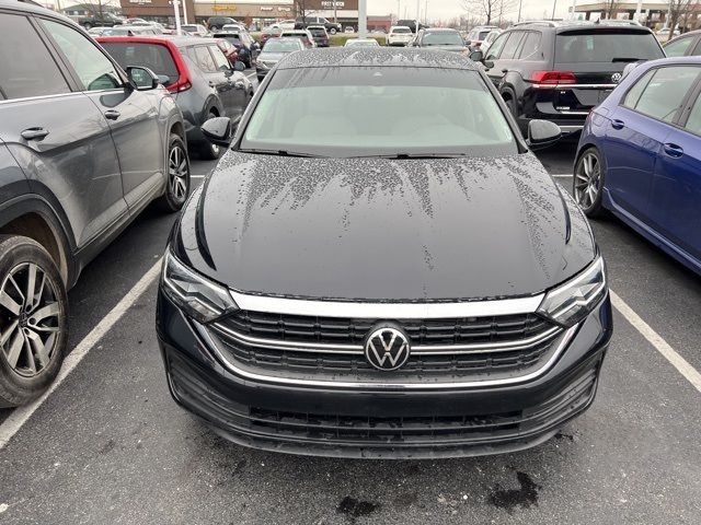 2023 Volkswagen Jetta SE