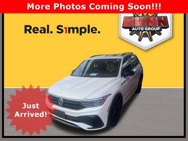 2023 Volkswagen Tiguan SE R-Line Black