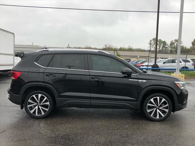 2023 Volkswagen Taos SE