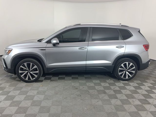 2023 Volkswagen Taos SE