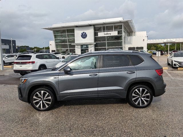 2023 Volkswagen Taos SE