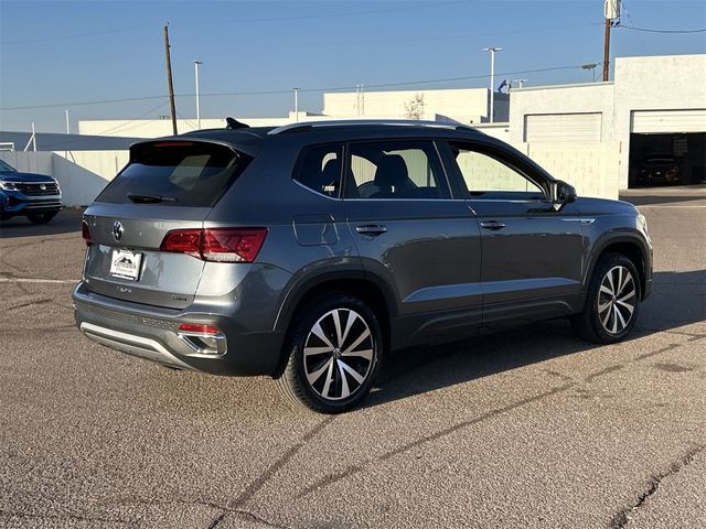 2023 Volkswagen Taos SE