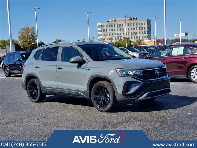 2023 Volkswagen Taos SE