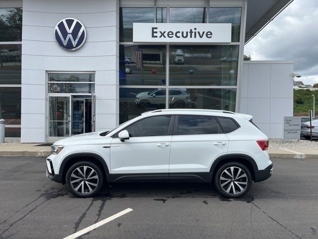 2023 Volkswagen Taos SE