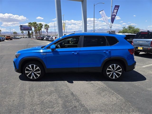 2023 Volkswagen Taos SE