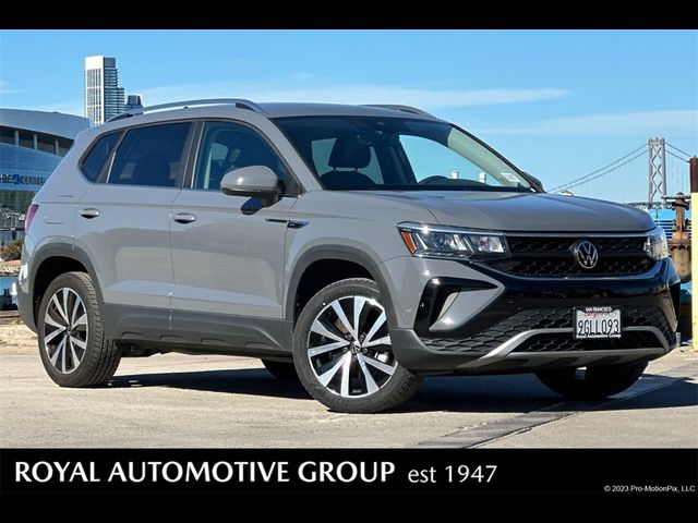 2023 Volkswagen Taos SE
