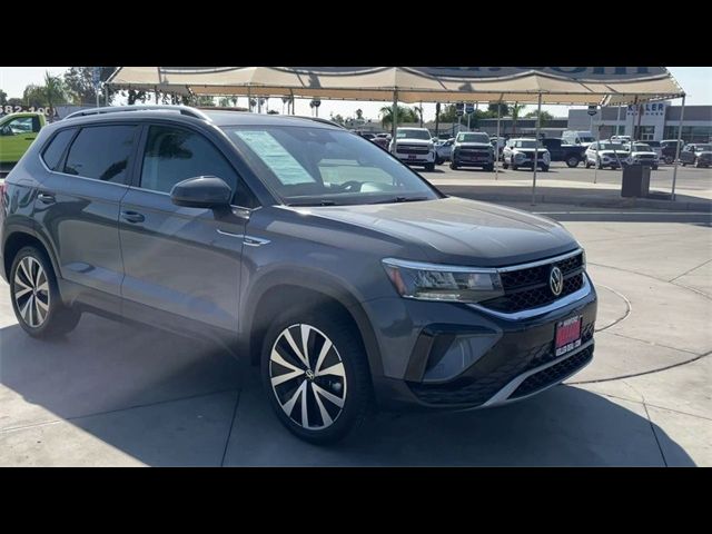 2023 Volkswagen Taos SE