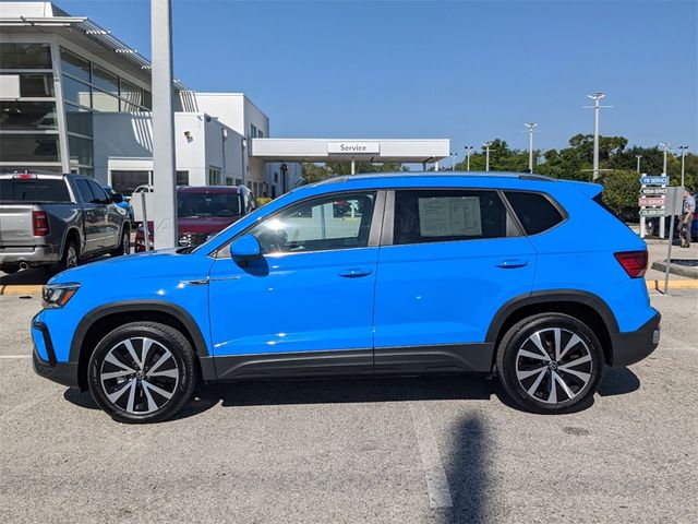 2023 Volkswagen Taos SE