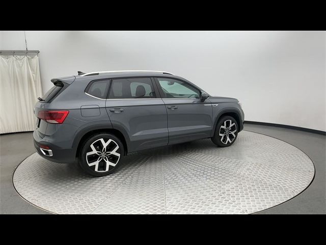 2023 Volkswagen Taos SEL