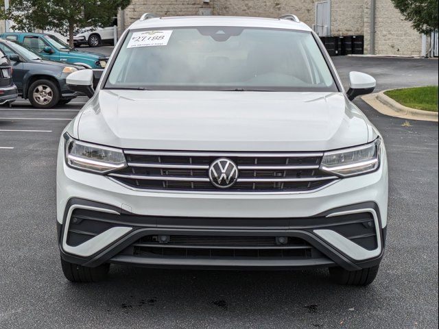 2023 Volkswagen Taos SE