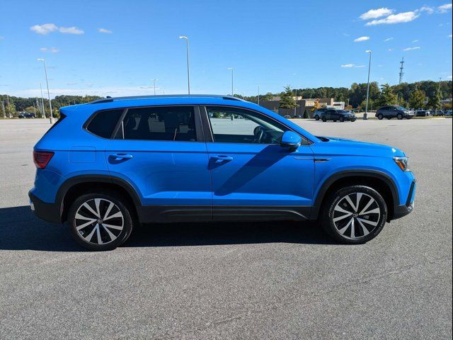 2023 Volkswagen Taos SE