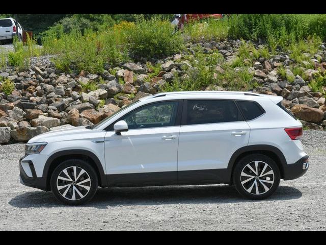 2023 Volkswagen Taos SE