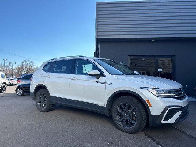 2023 Volkswagen Tiguan SE