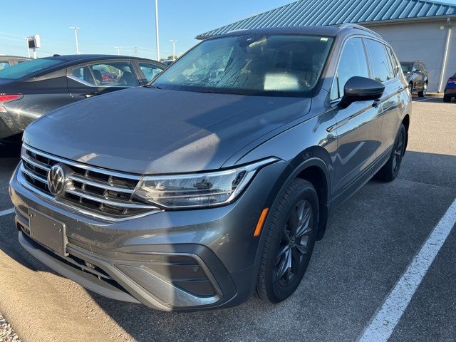 2023 Volkswagen Tiguan SE