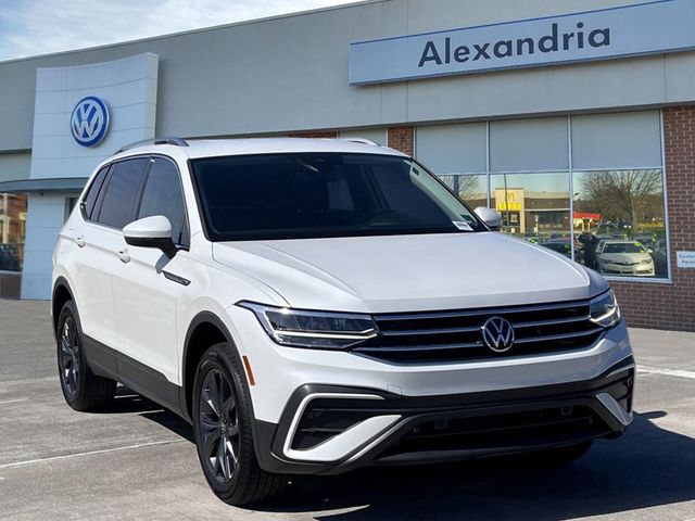 2023 Volkswagen Tiguan SE