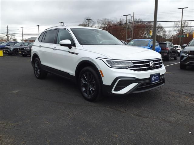 2023 Volkswagen Tiguan SE