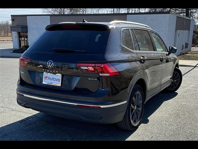 2023 Volkswagen Tiguan SE