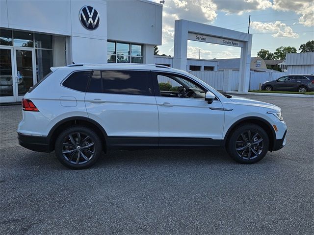 2023 Volkswagen Tiguan SE
