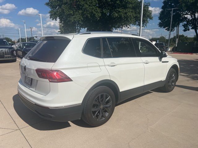 2023 Volkswagen Tiguan SE