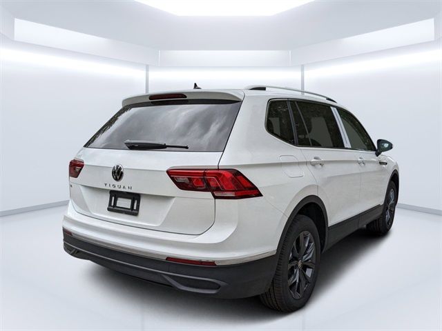 2023 Volkswagen Tiguan SE