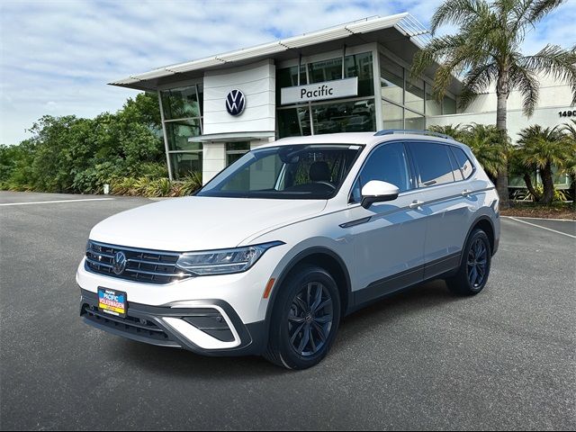 2023 Volkswagen Tiguan SE