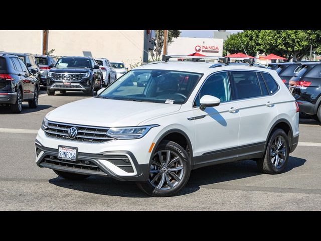 2023 Volkswagen Tiguan SE