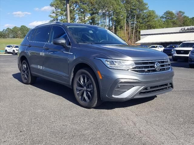 2023 Volkswagen Tiguan SE