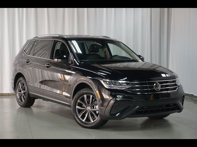 2023 Volkswagen Tiguan SE