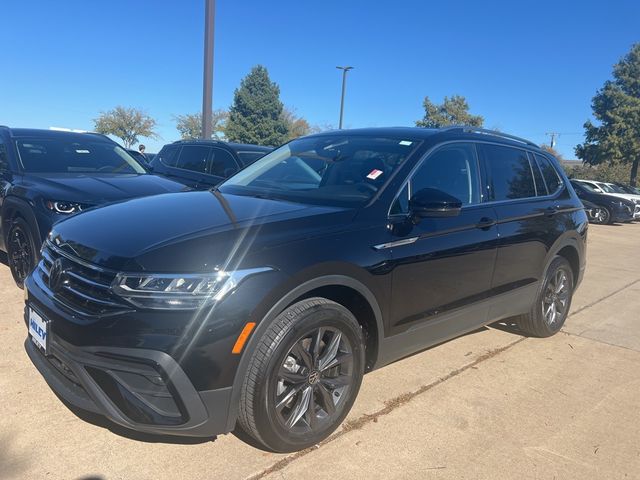 2023 Volkswagen Tiguan SE