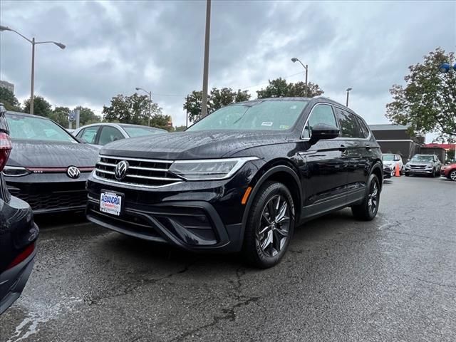 2023 Volkswagen Tiguan SE