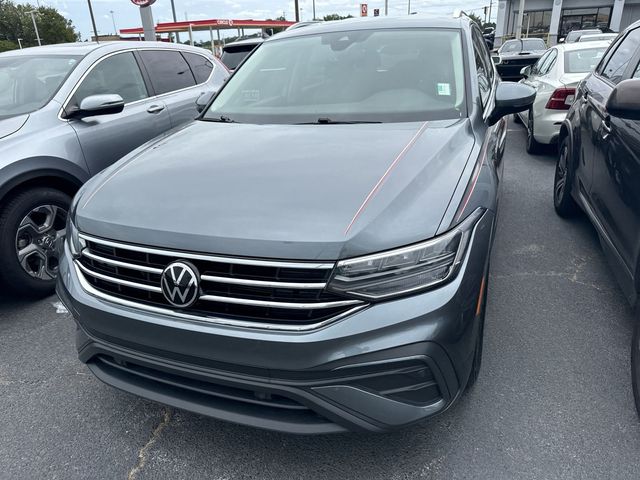 2023 Volkswagen Tiguan SE