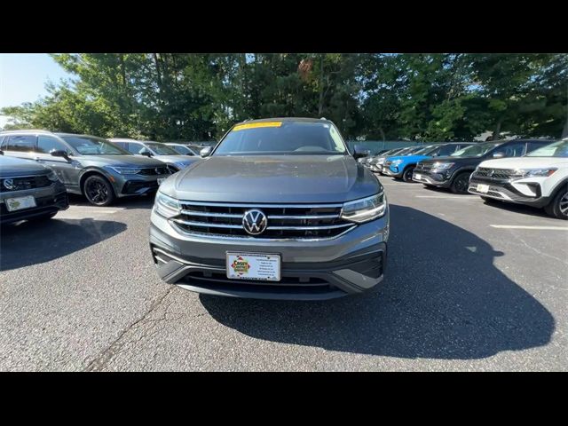 2023 Volkswagen Tiguan SE