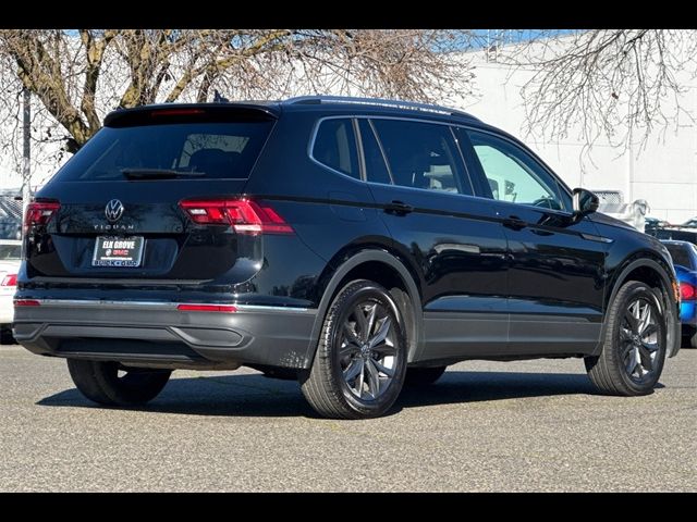 2023 Volkswagen Tiguan SE