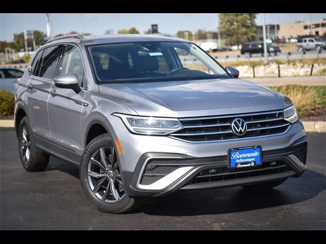 2023 Volkswagen Tiguan SE