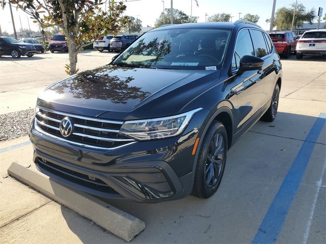 2023 Volkswagen Tiguan SE