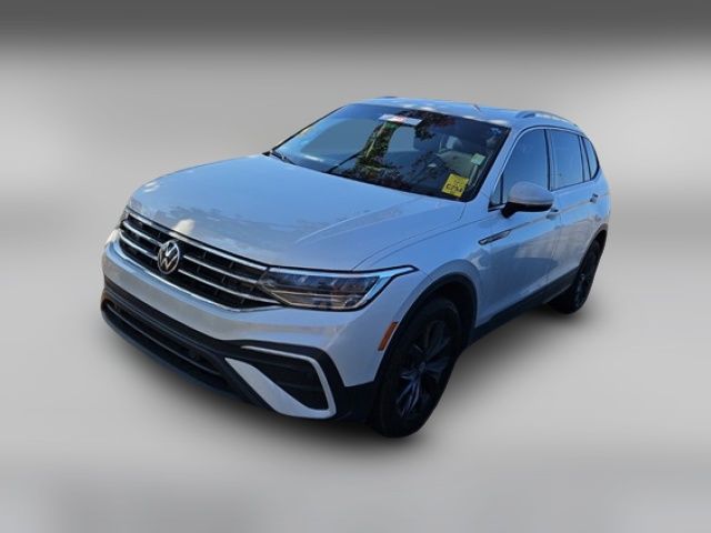 2023 Volkswagen Tiguan SE