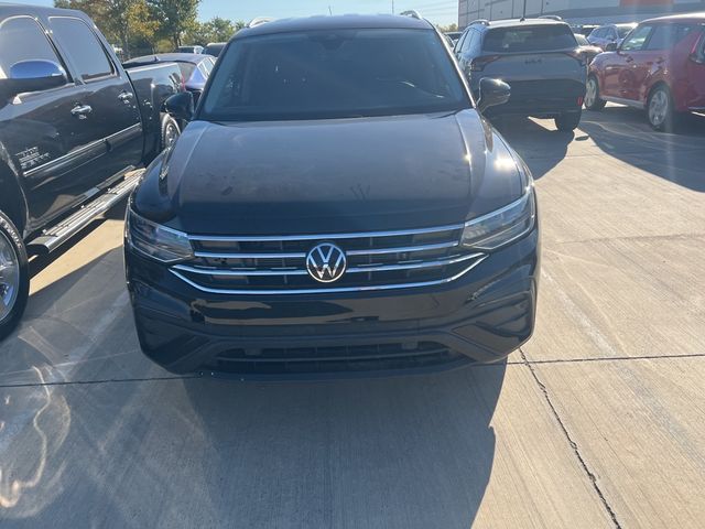 2023 Volkswagen Tiguan SE