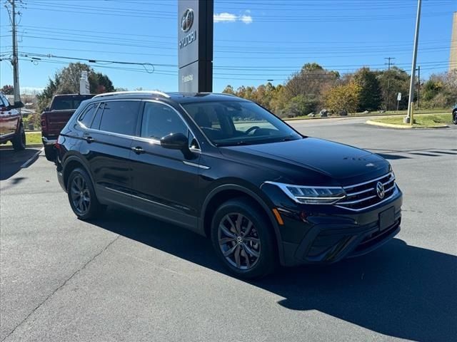 2023 Volkswagen Tiguan SE