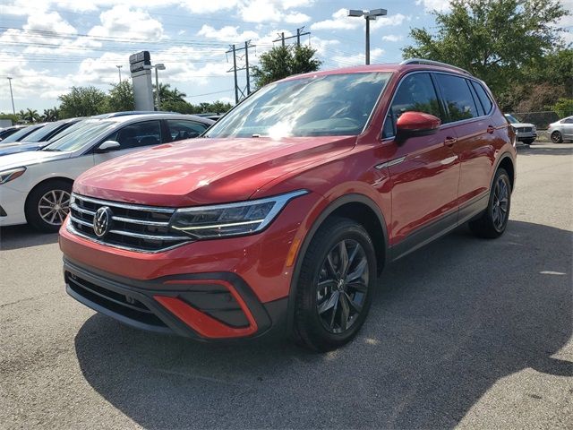 2023 Volkswagen Tiguan SE