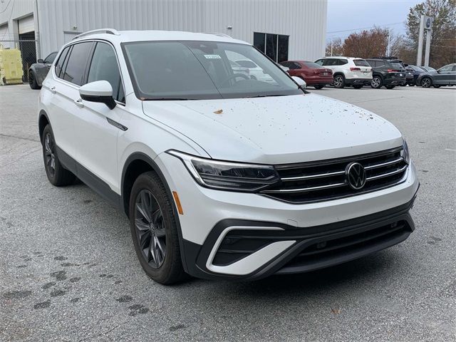 2023 Volkswagen Tiguan SE