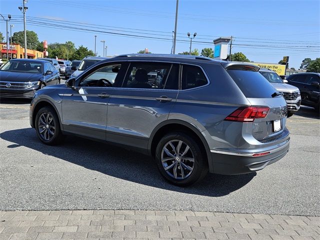 2023 Volkswagen Tiguan SE