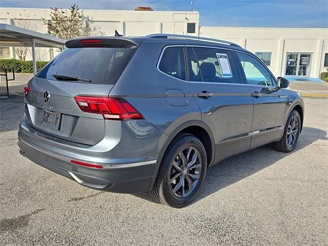 2023 Volkswagen Tiguan SE