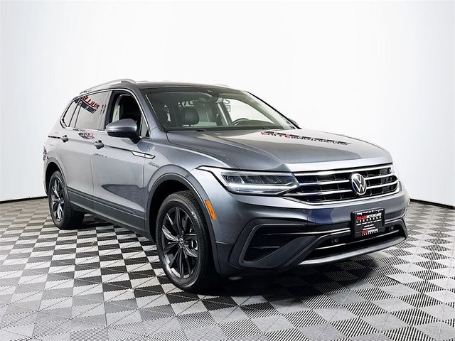 2023 Volkswagen Tiguan SE