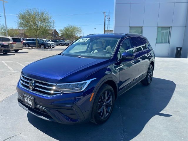 2023 Volkswagen Tiguan SE