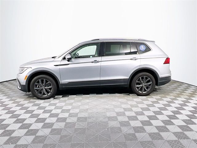 2023 Volkswagen Tiguan SE