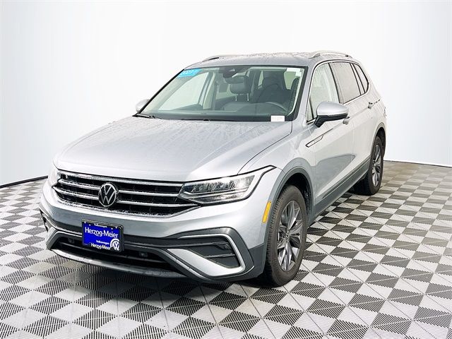 2023 Volkswagen Tiguan SE