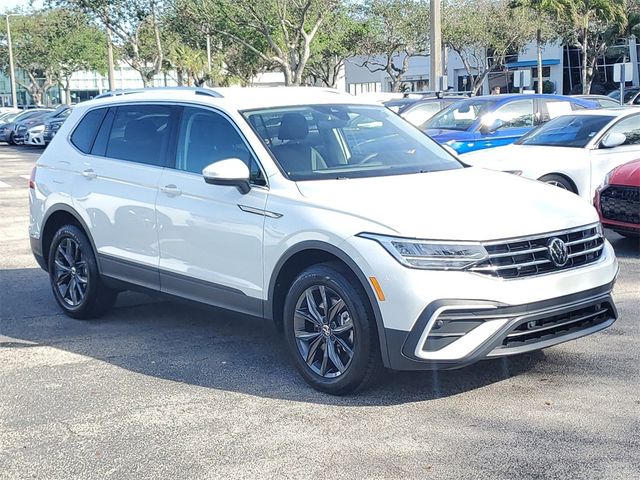 2023 Volkswagen Tiguan SE