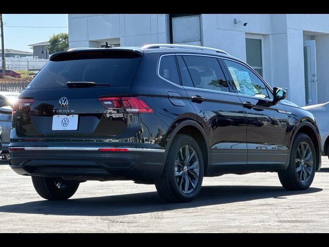 2023 Volkswagen Tiguan SE
