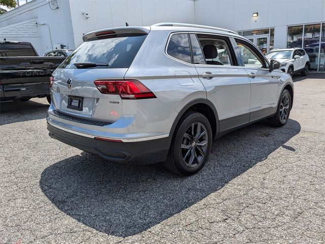 2023 Volkswagen Tiguan SE