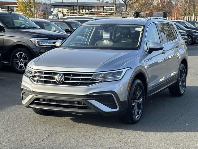 2023 Volkswagen Tiguan SE